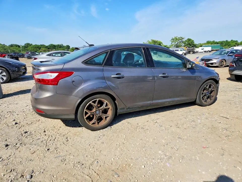 2013 FORD FOCUS SE  