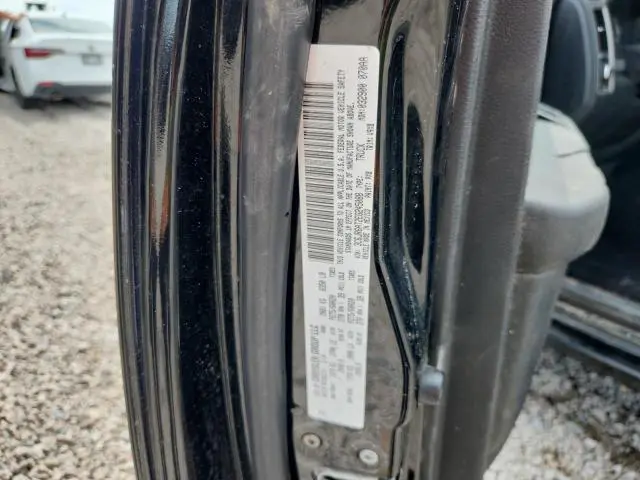 2014 RAM 1500 ST  