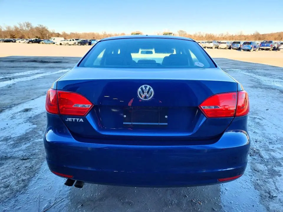 2014 VOLKSWAGEN JETTA BASE  