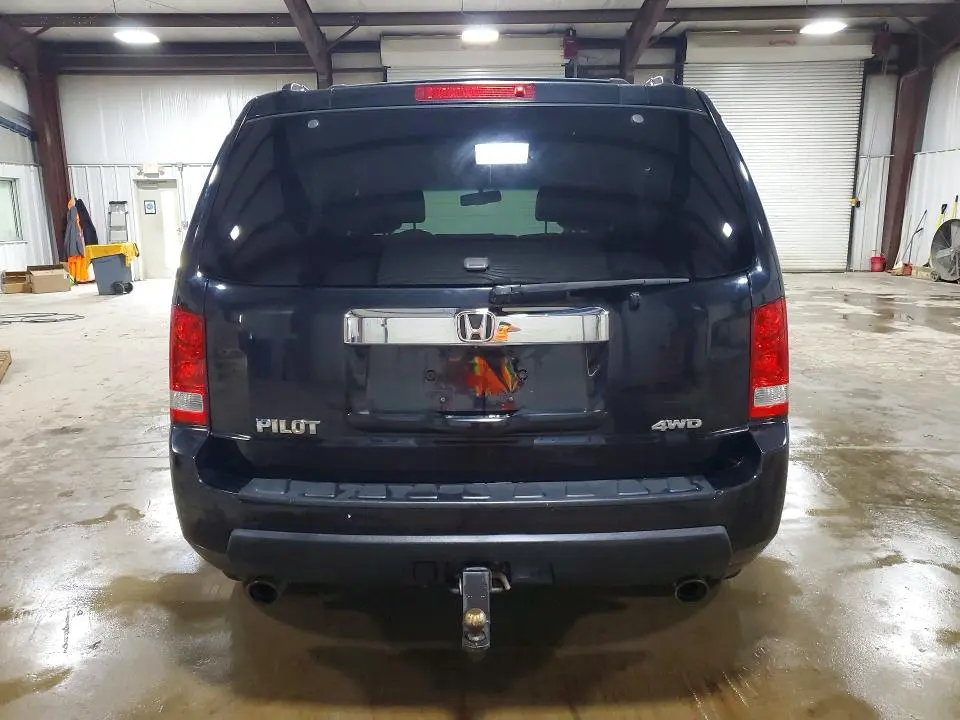 2011 HONDA PILOT EXL  