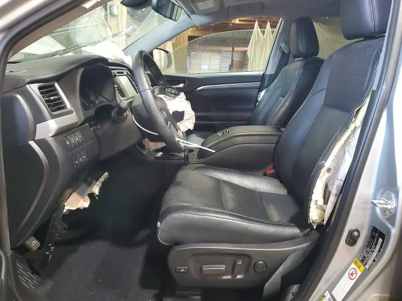 2019 TOYOTA HIGHLANDER LIMITED PLATINUM  