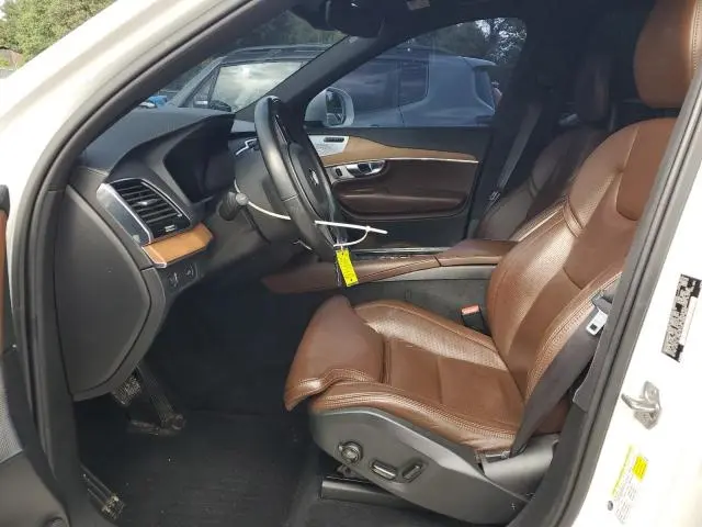 2018 VOLVO XC90 T6  