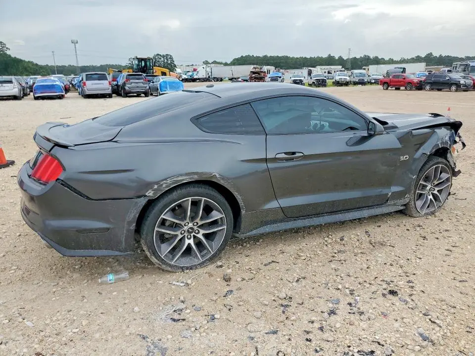 2017 FORD MUSTANG GT  