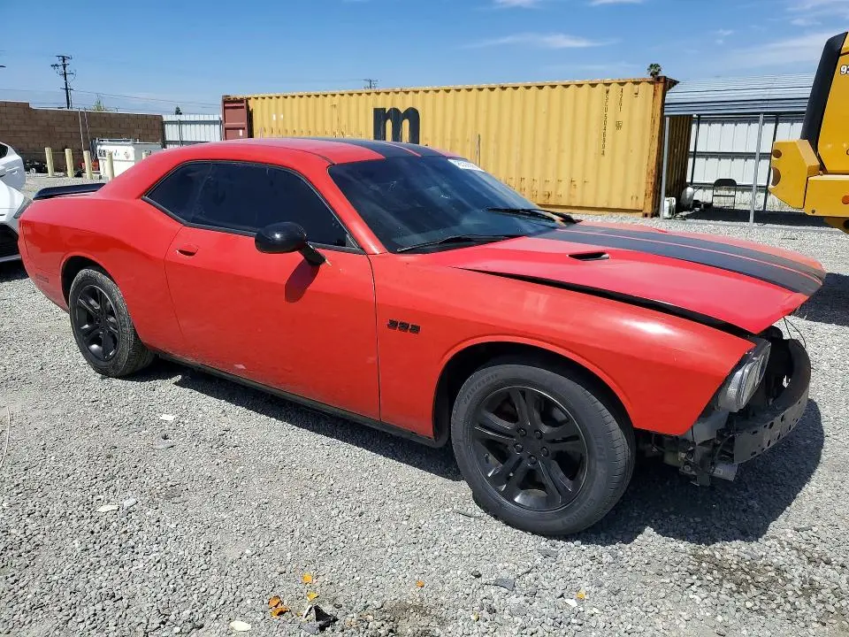 2014 DODGE CHALLENGER SXT  
