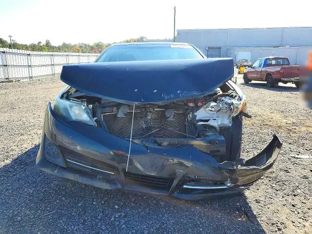 2012 TOYOTA CAMRY SE V6  