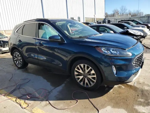 2020 FORD ESCAPE TITANIUM  