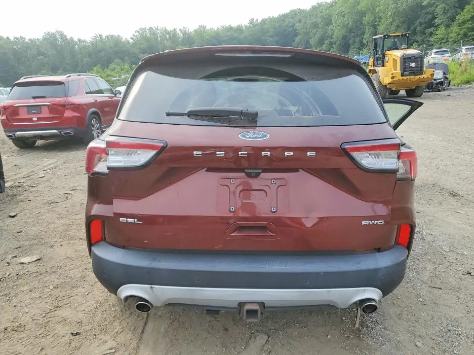 2021 FORD ESCAPE SEL  