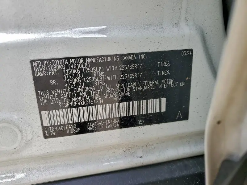 2024 TOYOTA RAV4 XLE  