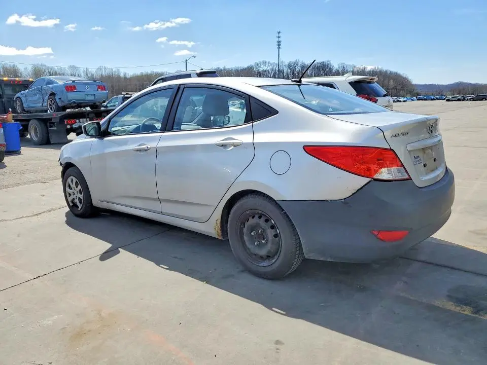 2013 HYUNDAI ACCENT GLS  