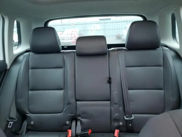 2017 VOLKSWAGEN TIGUAN WOLFSBURG  