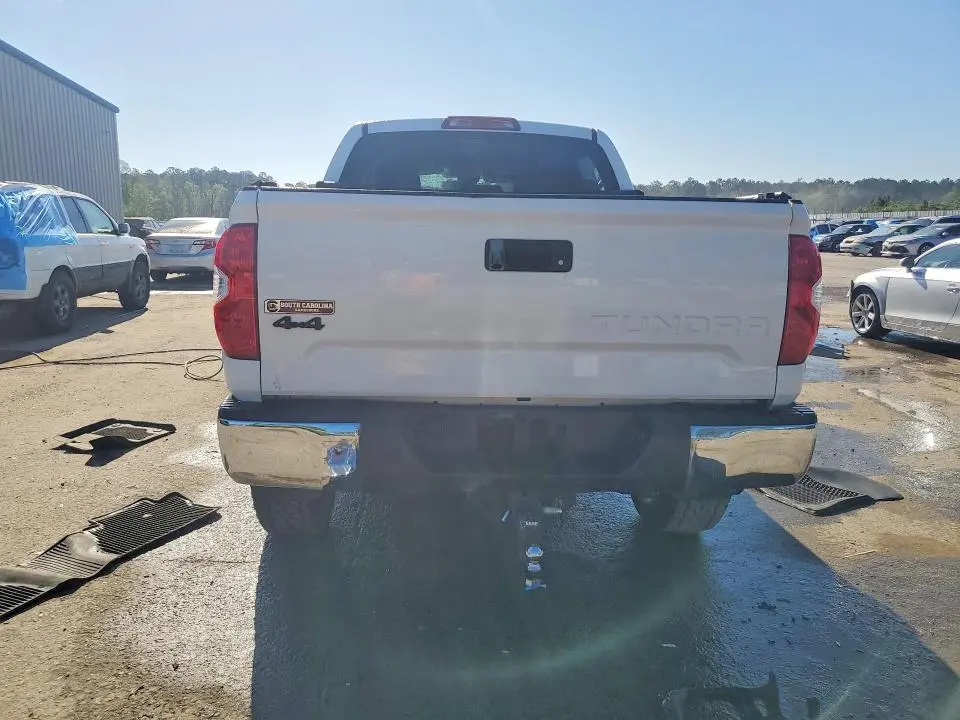 2019 TOYOTA TUNDRA SR5  
