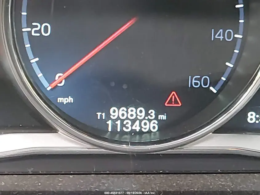 2015 VOLVO XC60  
