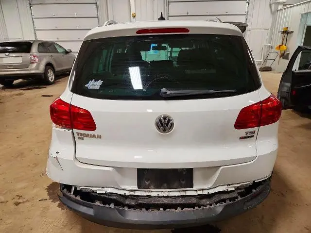2016 VOLKSWAGEN TIGUAN S  