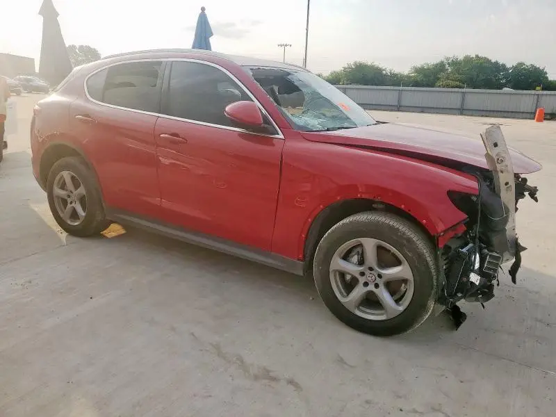 2021 ALFA ROMEO STELVIO SPORT  