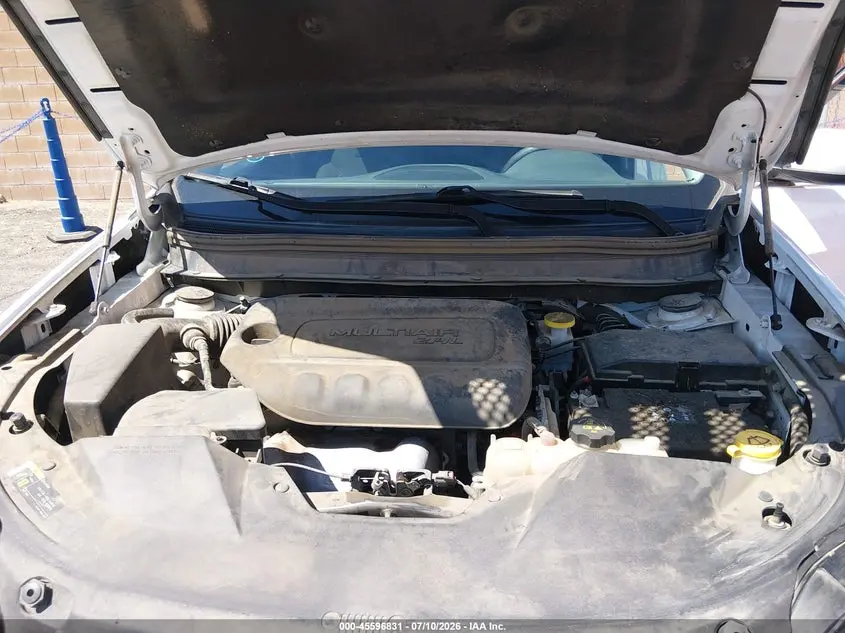2019 JEEP CHEROKEE LATITUDE 4X4