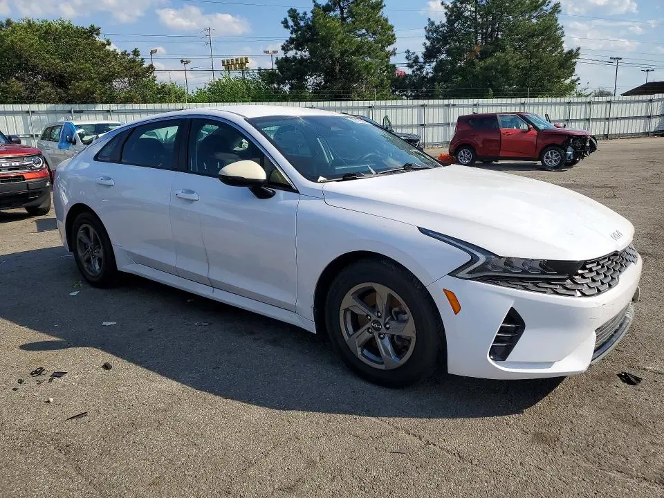 2022 KIA K5 LXS  