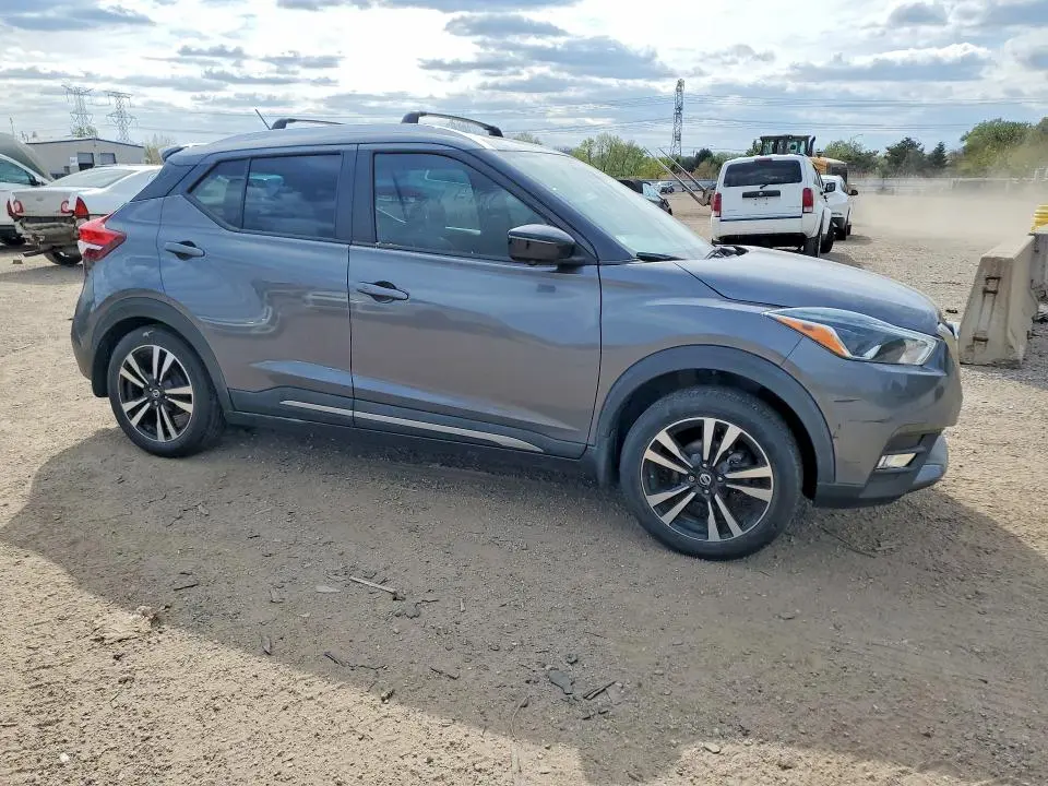 2019 NISSAN KICKS SR  