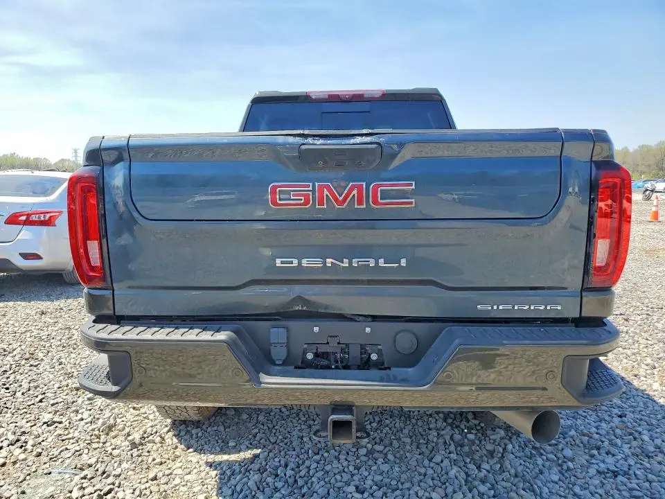 2022 GMC SIERRA K2500 DENALI  