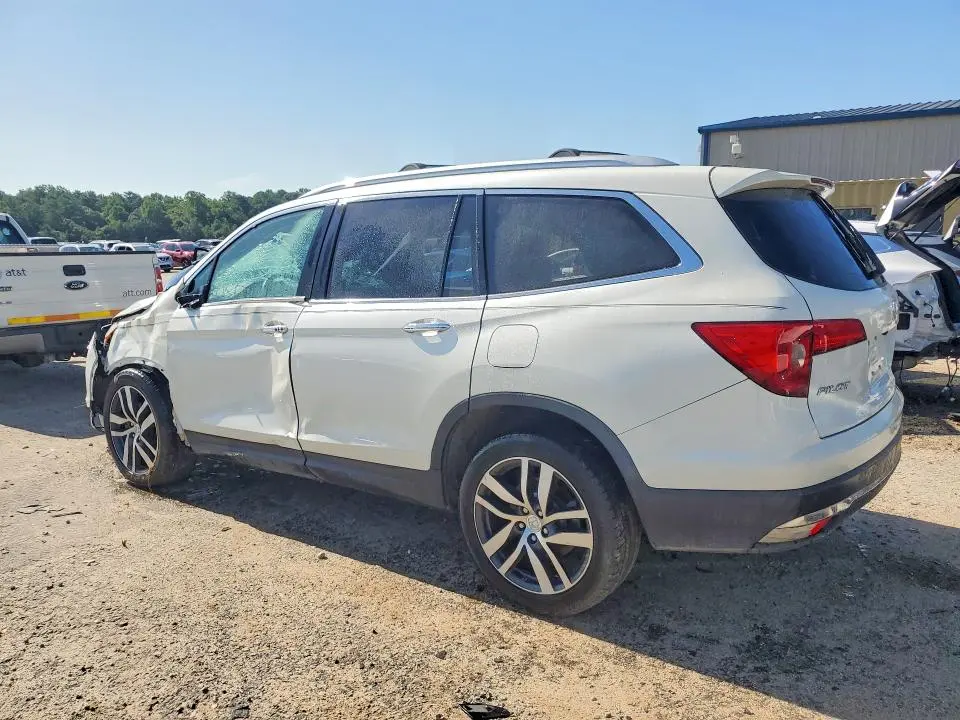 2018 HONDA PILOT TOURING  