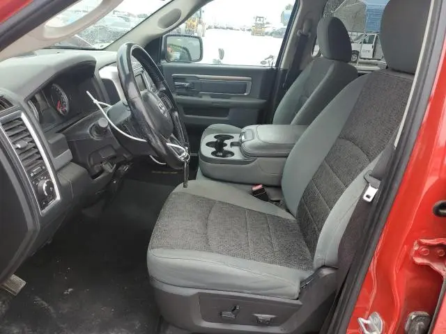 2016 RAM 1500 SLT  