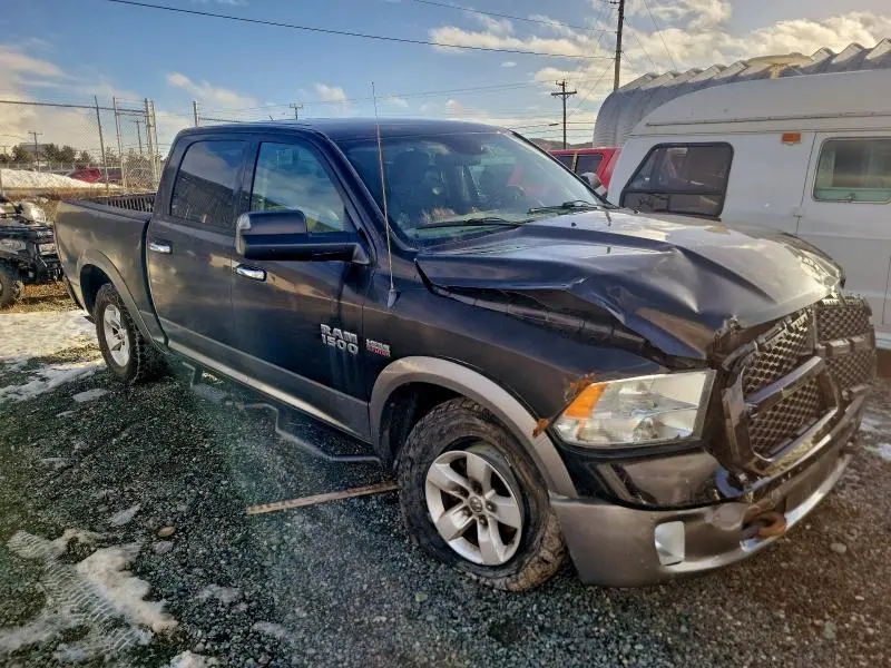 2013 RAM 1500 SLT  