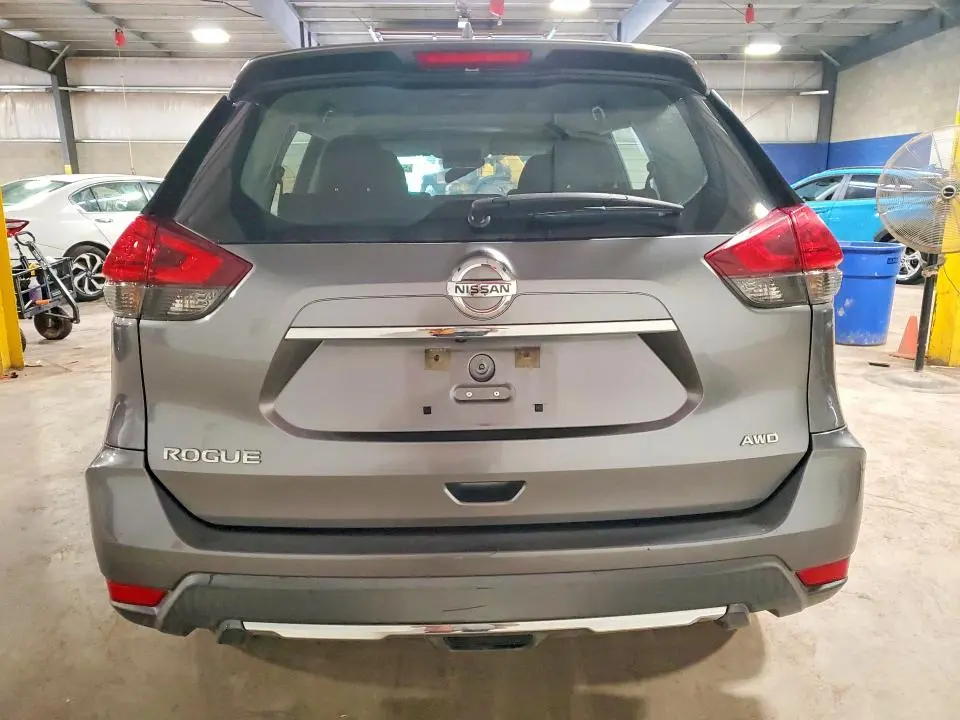 2017 NISSAN ROGUE S  