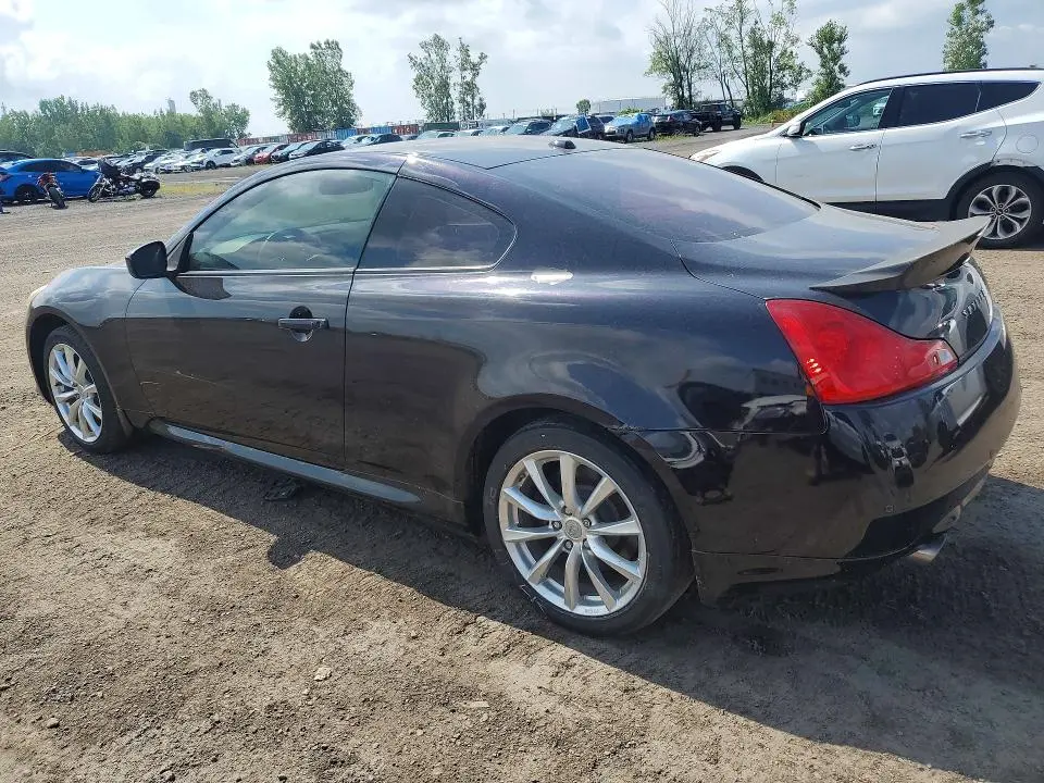 2011 INFINITI G37   