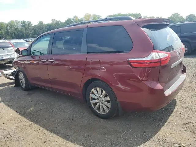 2016 TOYOTA SIENNA XLE  