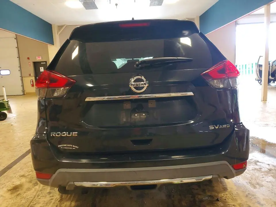 2017 NISSAN ROGUE SV  