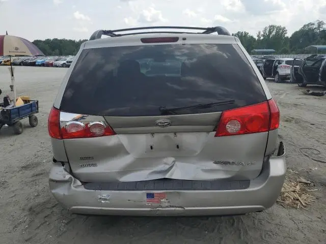 2010 TOYOTA SIENNA CE  