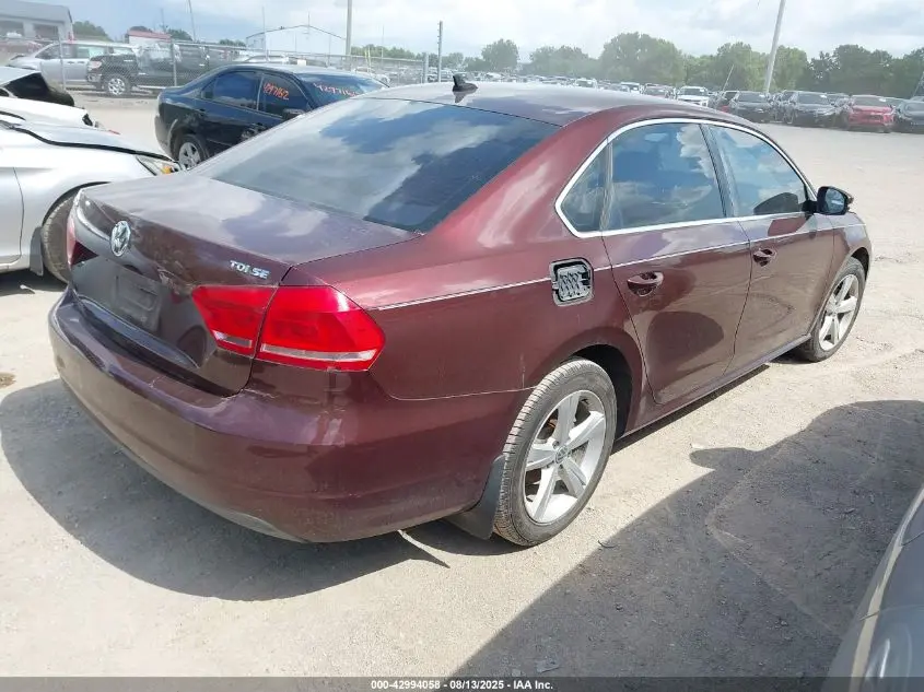 2013 VOLKSWAGEN PASSAT 2.0L TDI SE