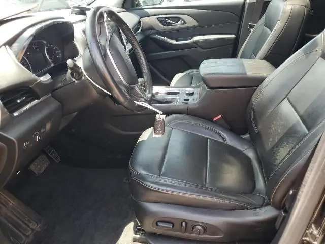 2021 CHEVROLET TRAVERSE LT  