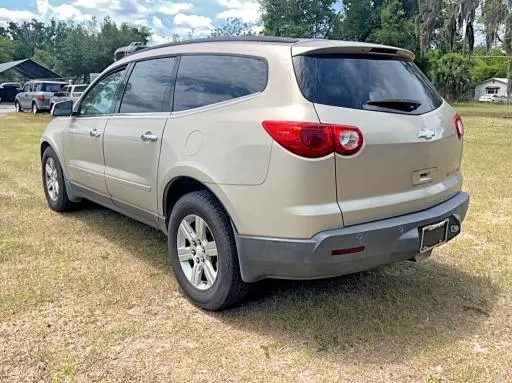 2011 CHEVROLET TRAVERSE LT  