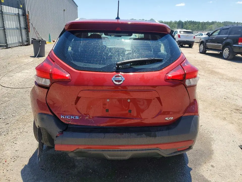 2019 NISSAN KICKS SR  