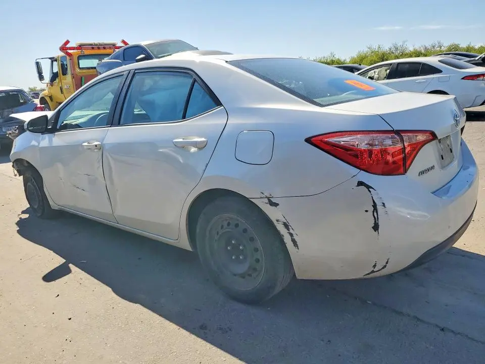 2018 TOYOTA COROLLA LE  