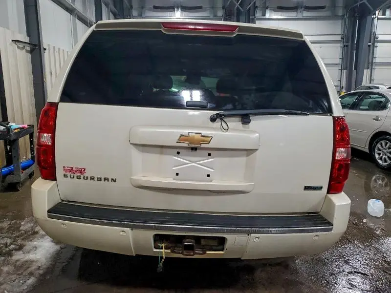 2011 CHEVROLET SUBURBAN K1500 LTZ  