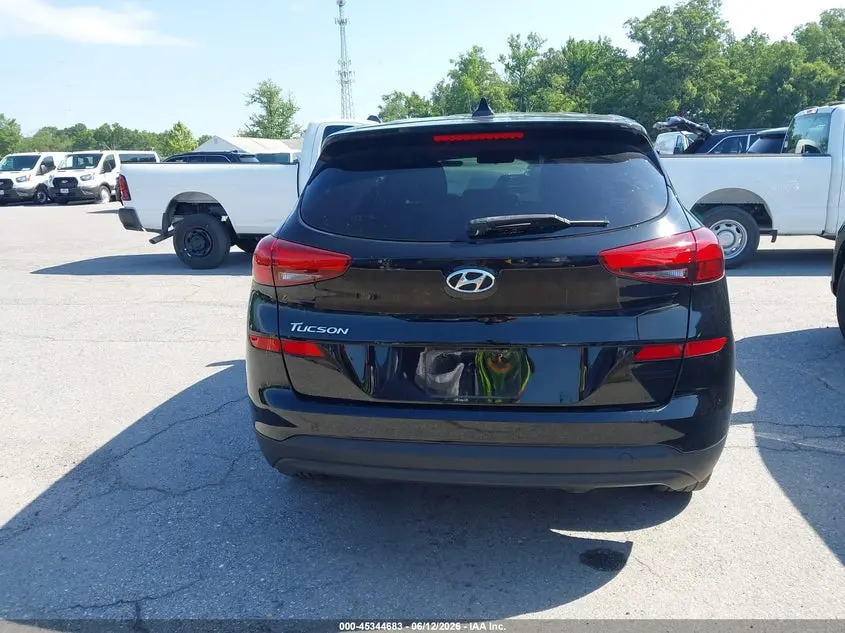 2020 HYUNDAI TUCSON SE