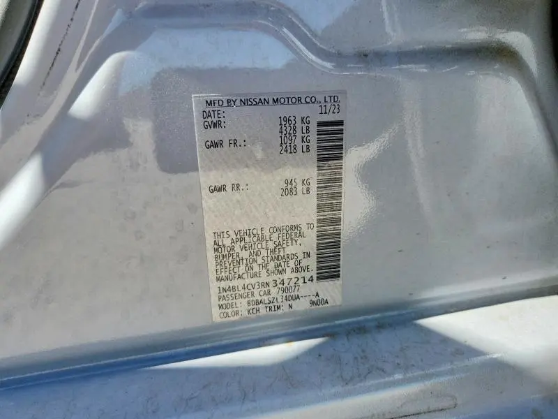 2024 NISSAN ALTIMA SR  