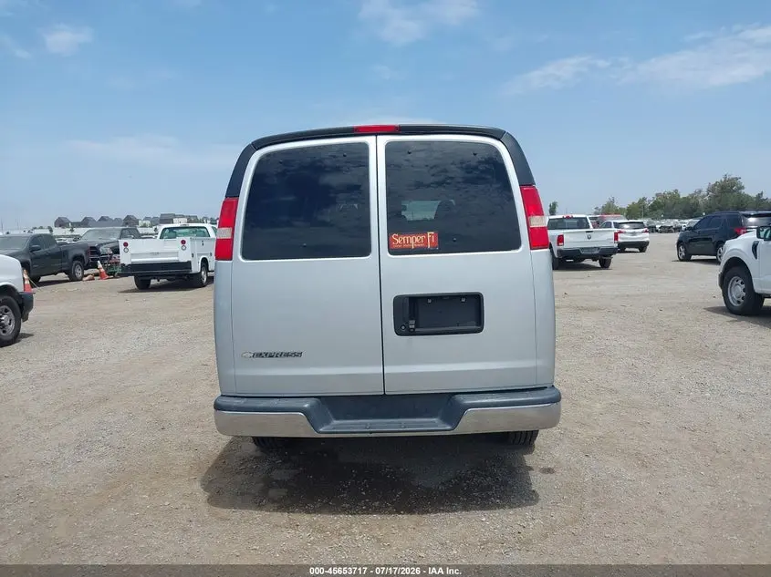 2017 CHEVROLET EXPRESS 3500 LT