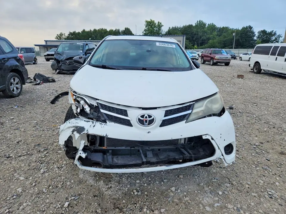 2014 TOYOTA RAV4 LE  