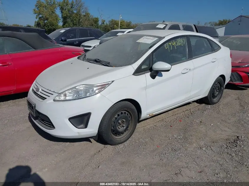 2013 FORD FIESTA S