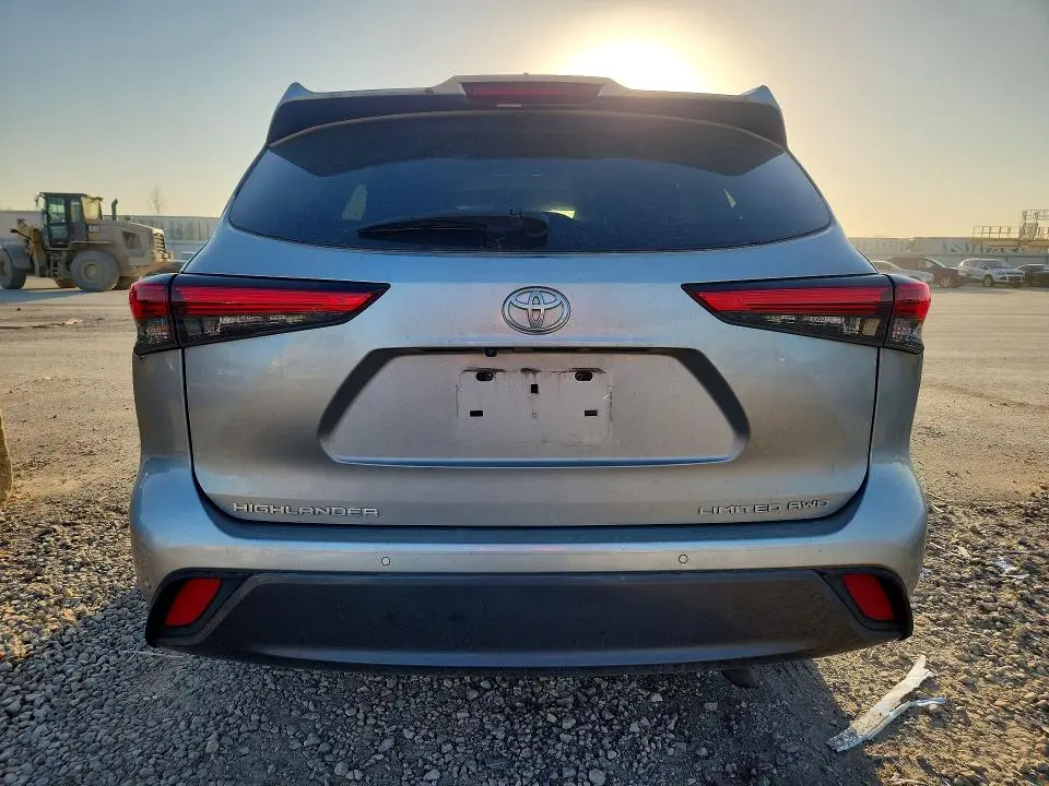 2021 TOYOTA HIGHLANDER LIMITED  