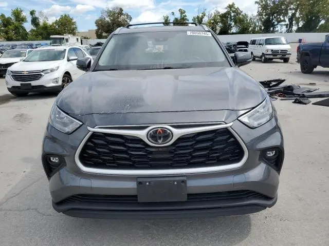 2020 TOYOTA HIGHLANDER XLE  