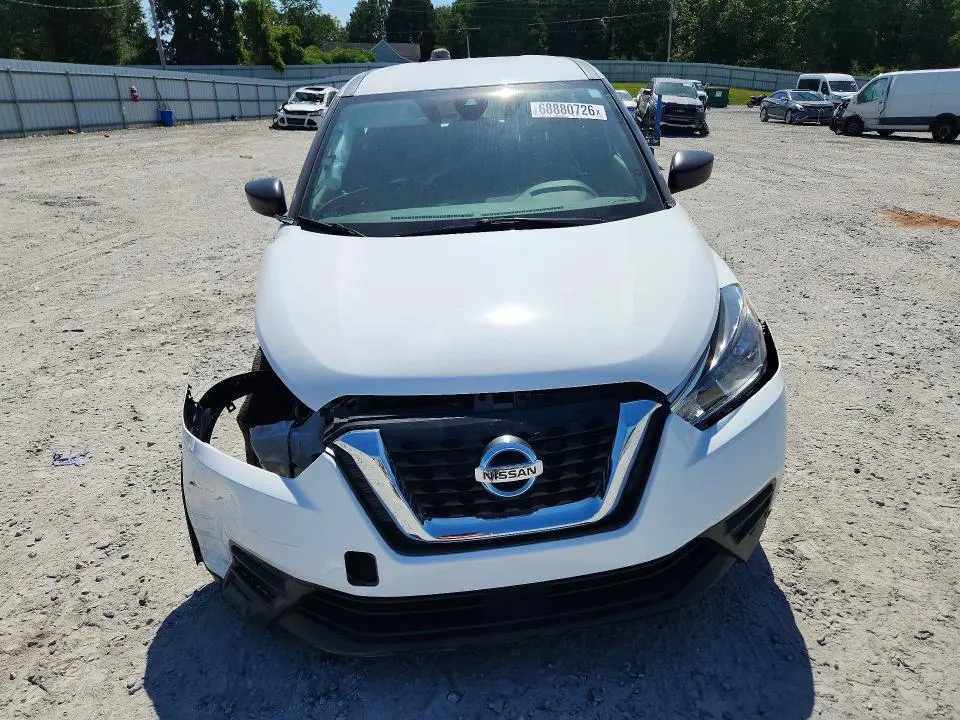 2020 NISSAN KICKS S  
