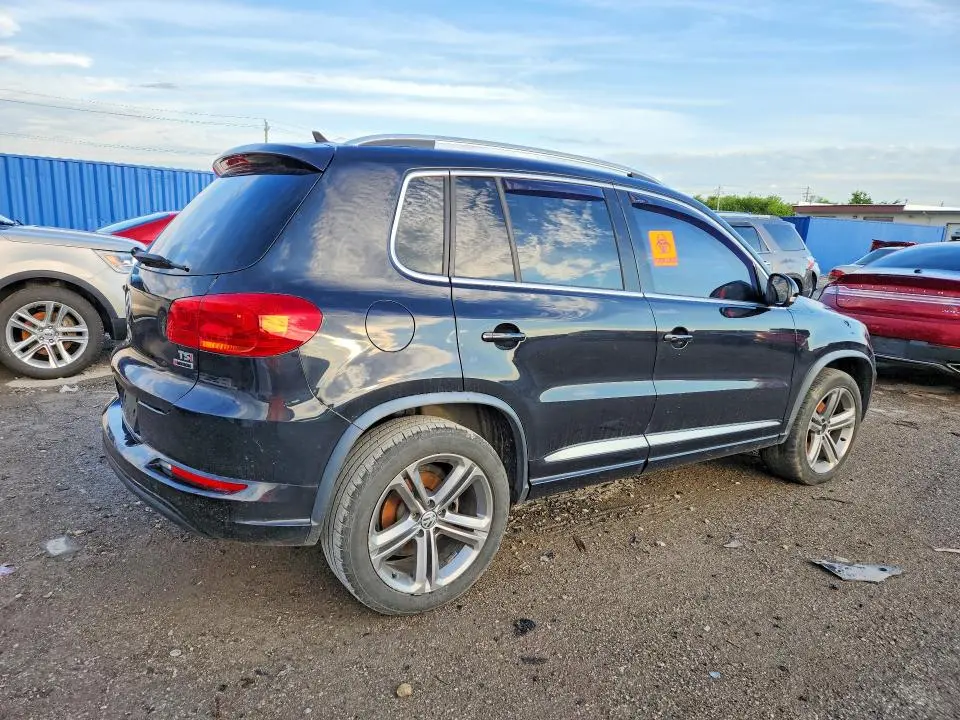 2017 VOLKSWAGEN TIGUAN SPORT  