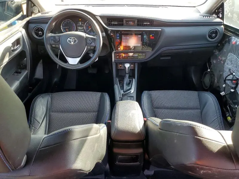 2018 TOYOTA COROLLA SE  