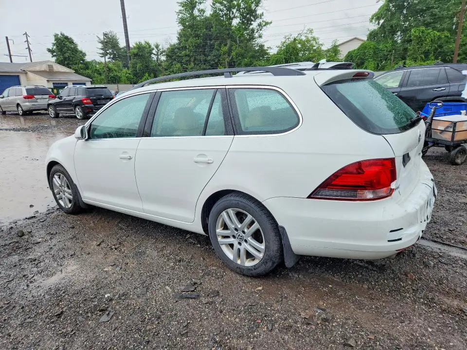 2011 VOLKSWAGEN JETTA TDI  