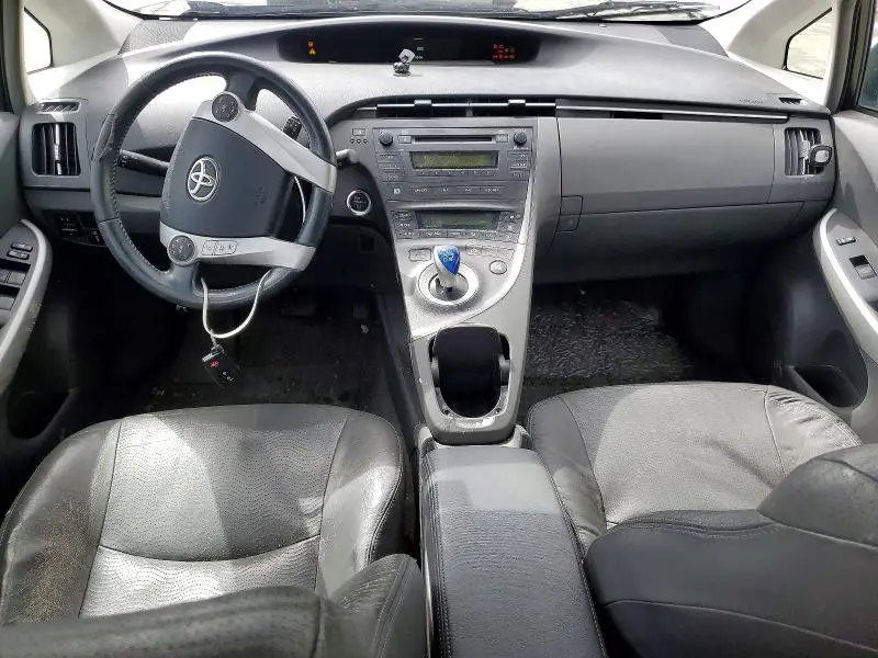 2010 TOYOTA PRIUS IV  