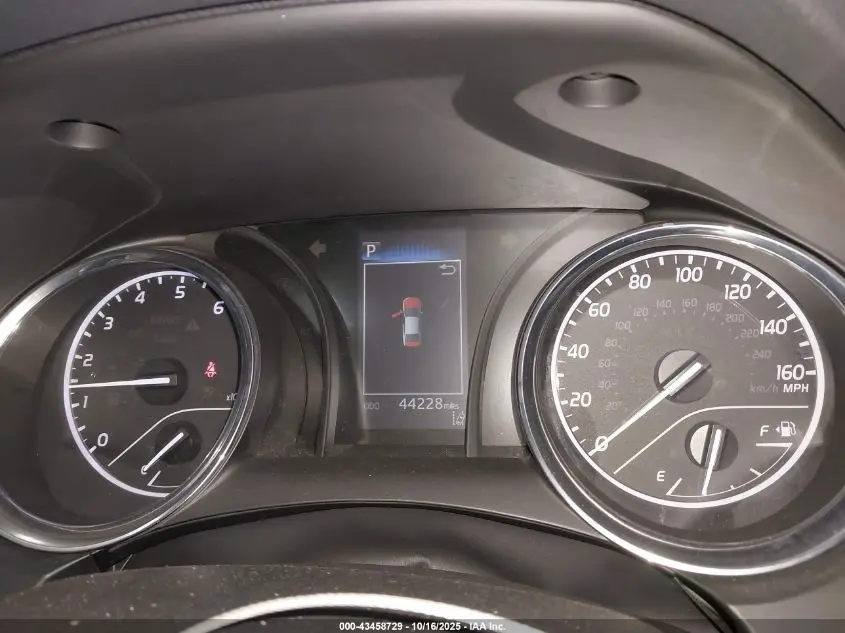 2019 TOYOTA CAMRY LE