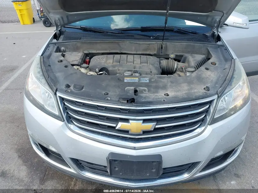 2016 CHEVROLET TRAVERSE LT